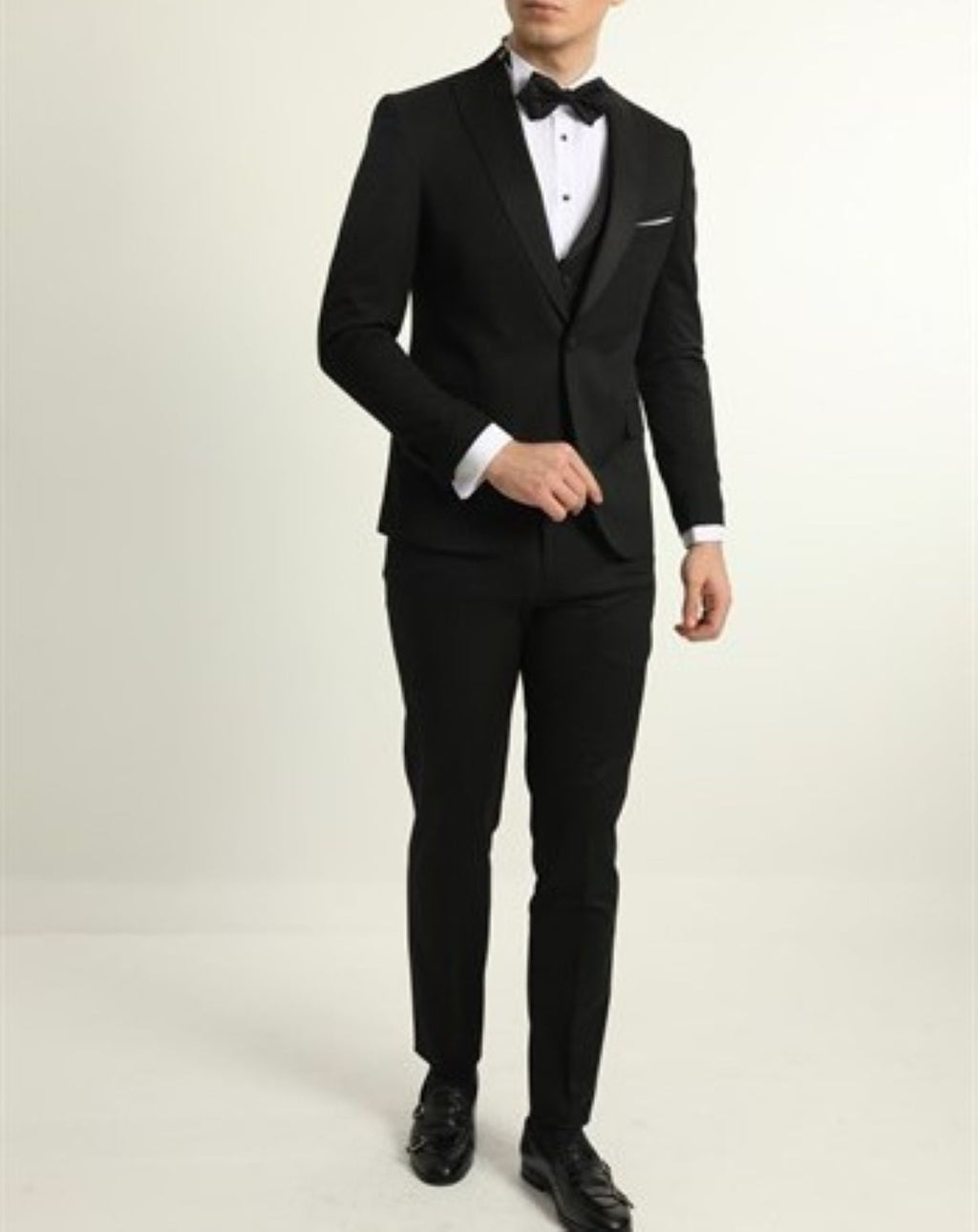 Pointed Collar One Button Double Slit Three Pieces Plain Black Slim Fit Tuxedo Luxury Suit