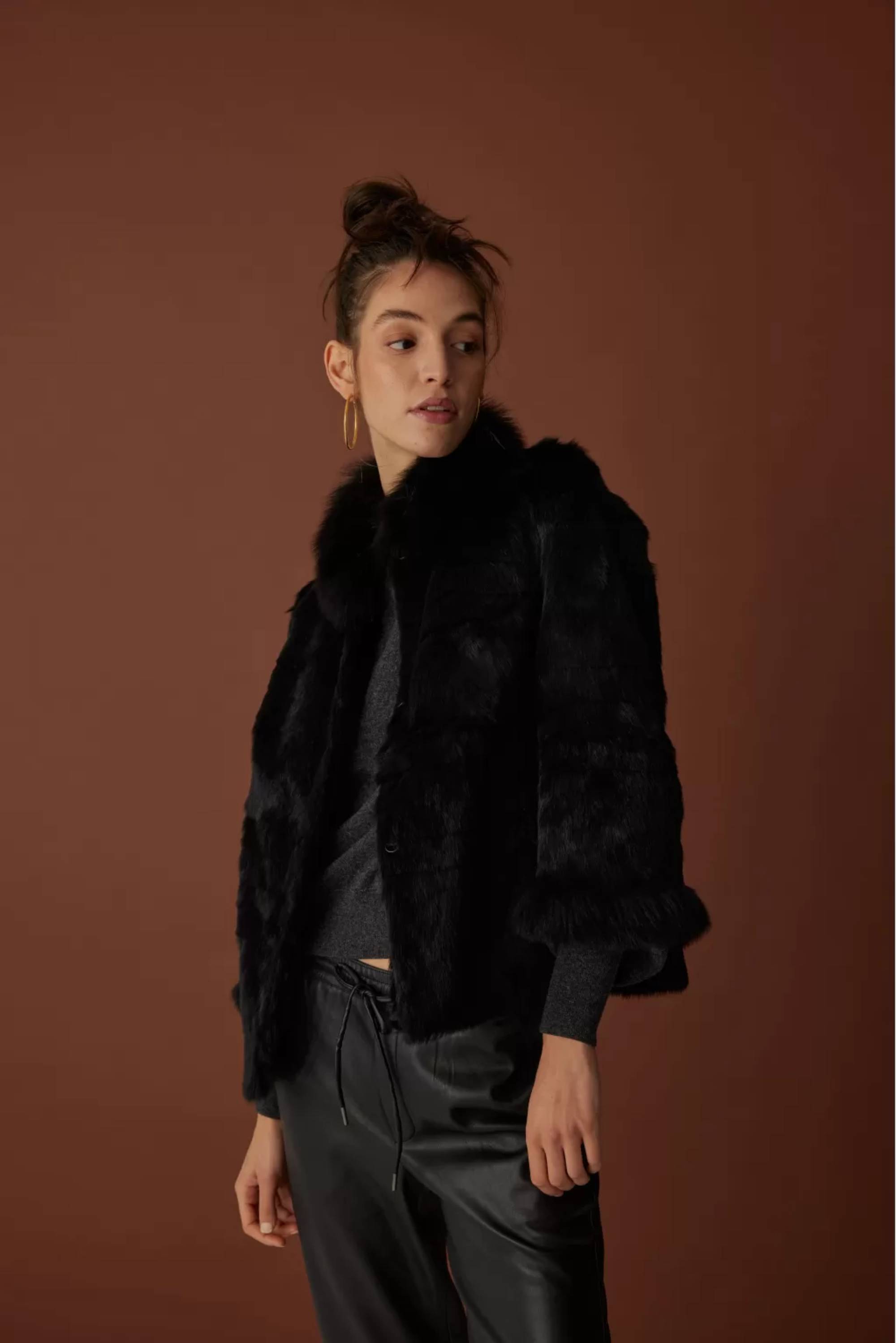 Short Black Fur Coat with Fox Detail and Cascading Patterns